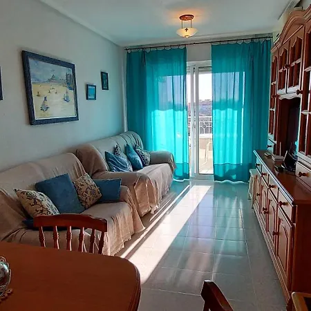 Carmen En Apartamento Santa Pola